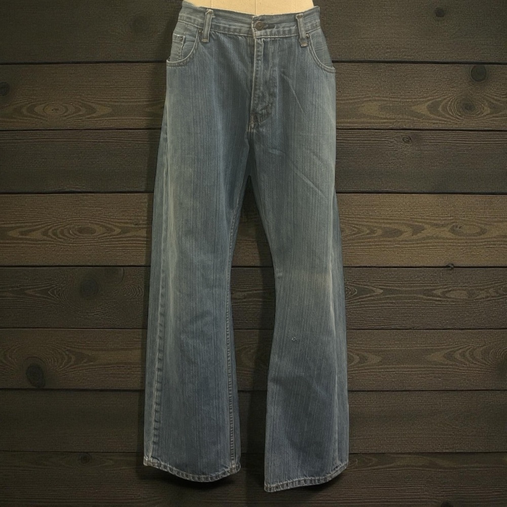 Levi's Relaxed Fit Men's Jeans in Light Blue